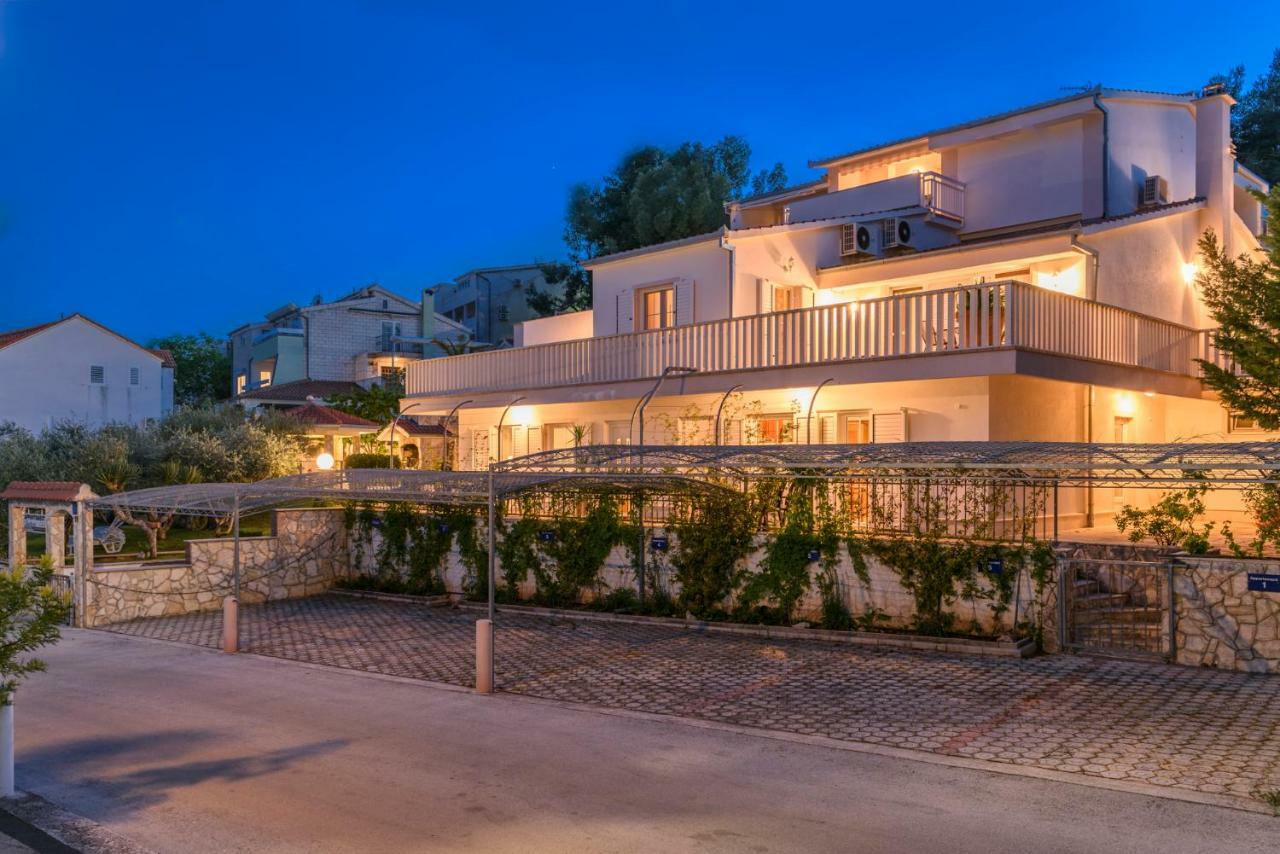 Apartments Kaskada مارينا المظهر الخارجي الصورة