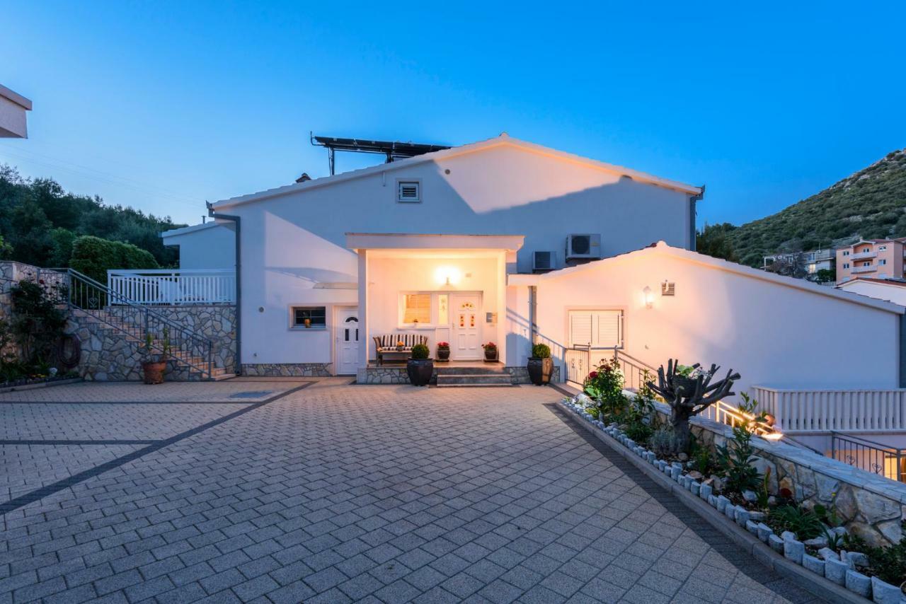 Apartments Kaskada مارينا المظهر الخارجي الصورة